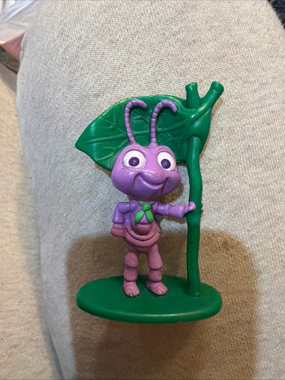 Purple Ant Figurine Playset with Green Leaf Stand - Kids Action Toy
